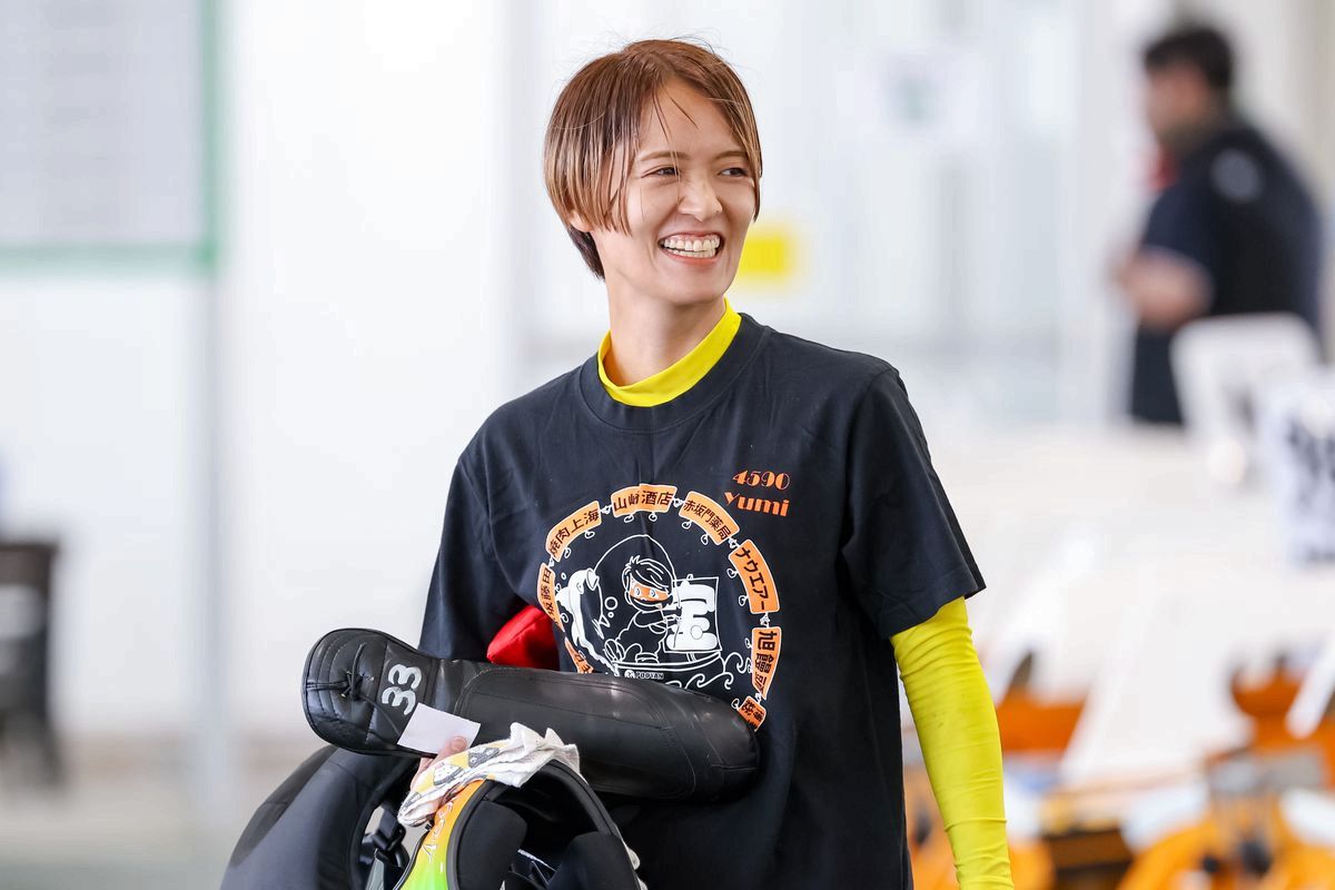 渡邉優美-上-1200×800.jpg